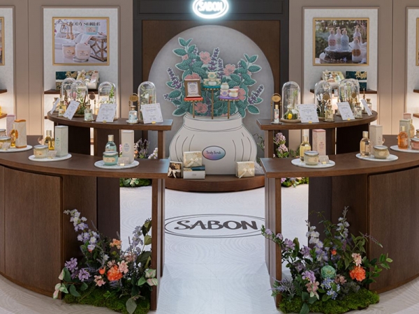 SABON New Product Window Display Props