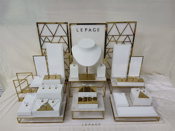 LEPAGE Display