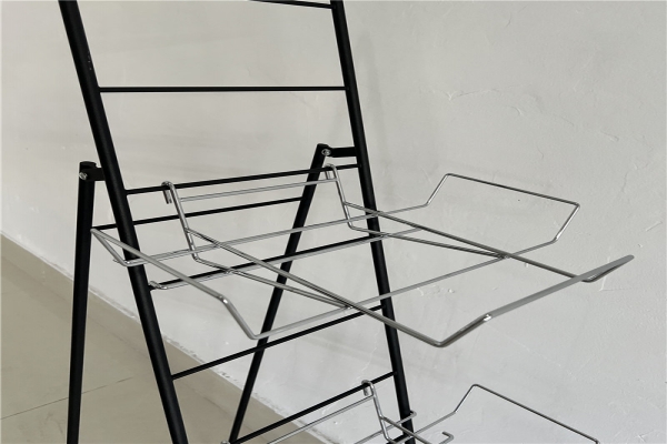 Metal display rack