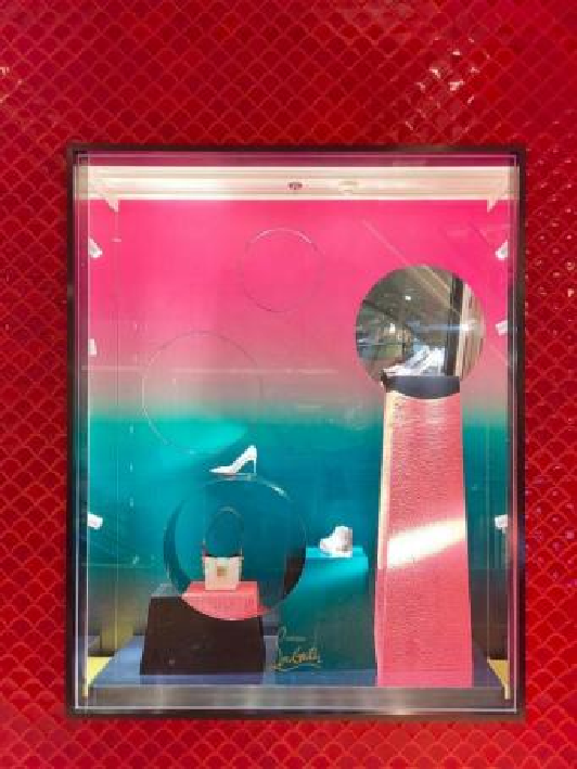 ChristianLouboutinWindow01.png